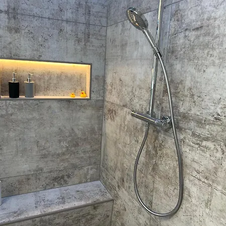 アパート Citydreams Mit Altbauflair Premiumunterkunft In Bei Basel